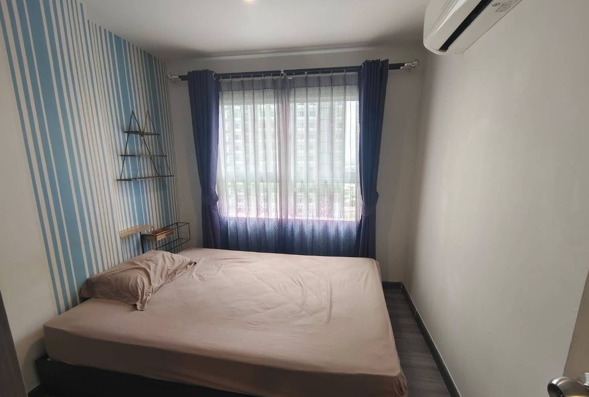 For RentCondoSamut Prakan,Samrong : For rent 📍 The Trust Condo @BTS Erawan 📍 Fully furnished with appliances. Near BTS Erawan.