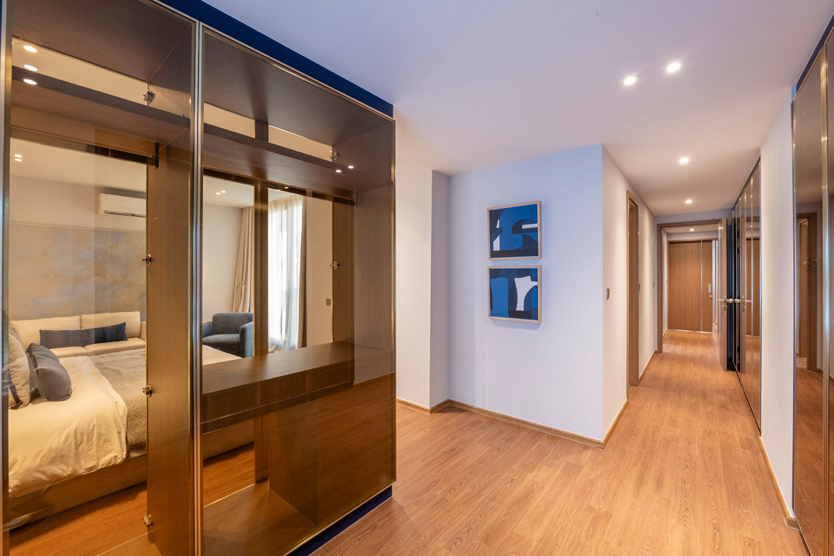 For RentCondoSukhumvit, Asoke, Thonglor : 🔥𝘽𝙚 𝙩𝙝𝙚 𝙛𝙞𝙧𝙨𝙩 𝙩𝙤 𝙧𝙚𝙣𝙩🔥 𝗩𝗜𝗔 𝟯𝟰 Condo, large room Pets allowed🐾 Newest, near BTS Thonglor.