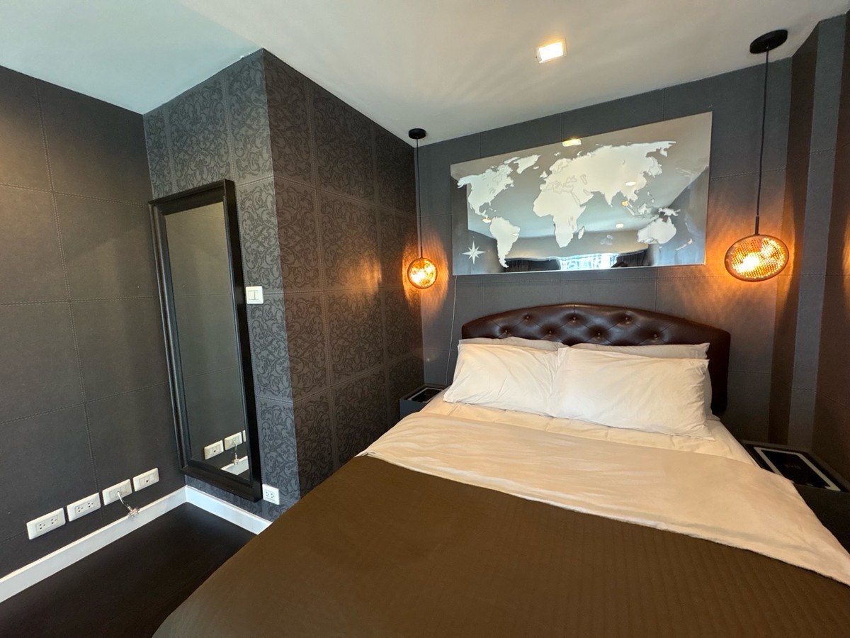 ให้เช่าคอนโดสุขุมวิท อโศก ทองหล่อ : 🐶Dog Friendly🐶Duplex 1BR🔥40sqm🔥Nice View🔥37,000/month🔥