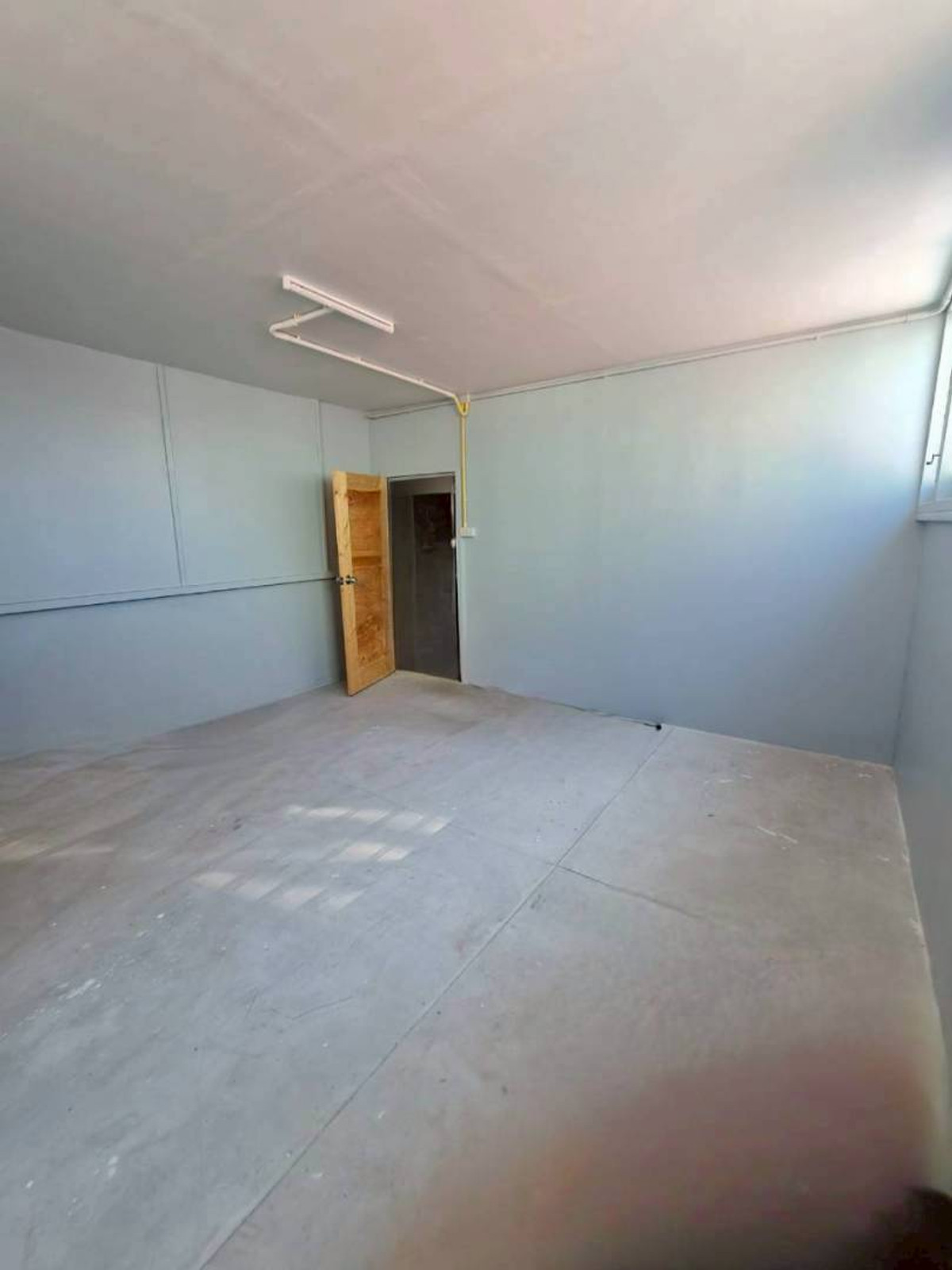 ขายบ้านสมุทรปราการ สำโรง :  ขายบ้านเดี่ยว 2 ชั้น พร้อมที่ดิน 150 ตรว. ตำบลคลองด่าน อำเภอบางบ่อ จังหวัดสมุทรปราการ ราคา 6,900,000 บาท