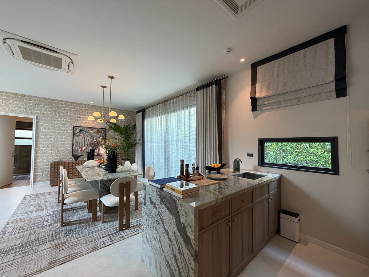 ให้เช่าบ้านบางนา แบริ่ง ลาซาล : ให้เช่าบ้านเดี่ยวหรู เศรษฐสิริ บางนา กม.10 บ้านเดี่ยวดีไซน์โมเดิร์น เรียบหรู ฟังก์ชันลงตัว เหมาะสำหรับครอบครัวที่ต้องการความเป็นส่วนตัวในโครงการระดับพรีเมียม