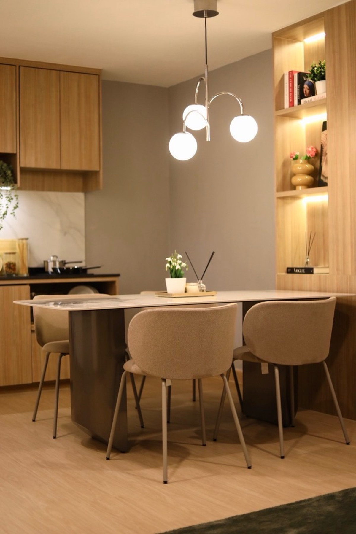 ขายคอนโดพัฒนาการ ศรีนครินทร์ : คอนโด เดอะ ทรีโอ การ์เด้น ศรีนครินทร์38
1 นอน 1 น้ำ ส่วนกลางเพียง 20 บาท/เดือน
ขนาด 54.21 ตรม. ชั้น 