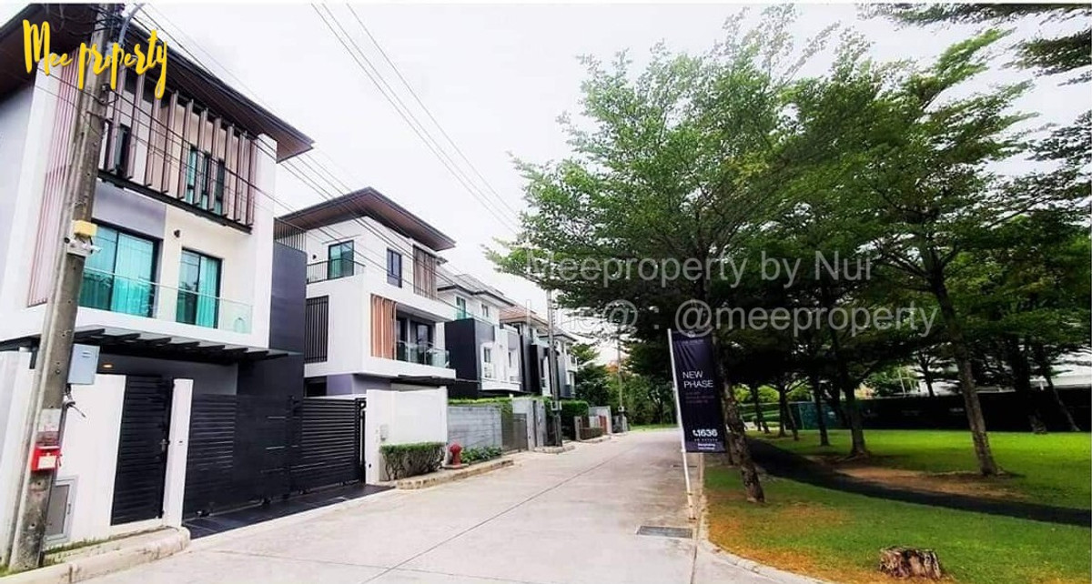 For RentHousePattanakan, Srinakarin : For rent, 3-story detached house, AQ ARBOR Suan Luang Rama 9, fully furnished. 🔥🔥In front of the garden, the best location in the project.   Single house project Three floors of luxury Premium level, modern style ME-046