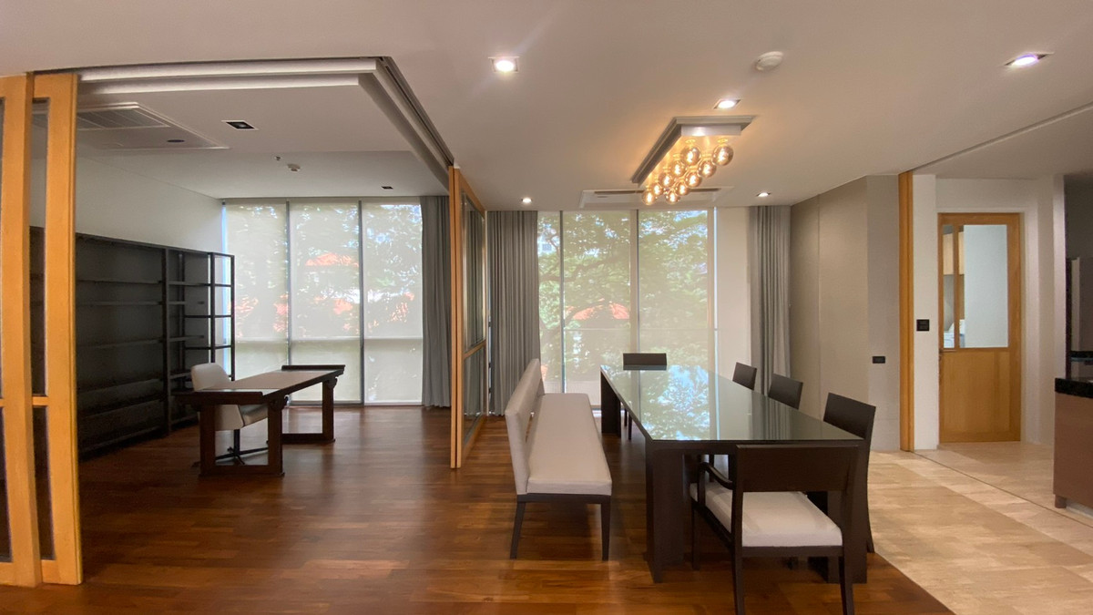 For RentCondoSukhumvit, Asoke, Thonglor : ⭐️🧡Domus 18🧡⭐️ 3 Beds 3 Baths, Rental 200,000 Baht