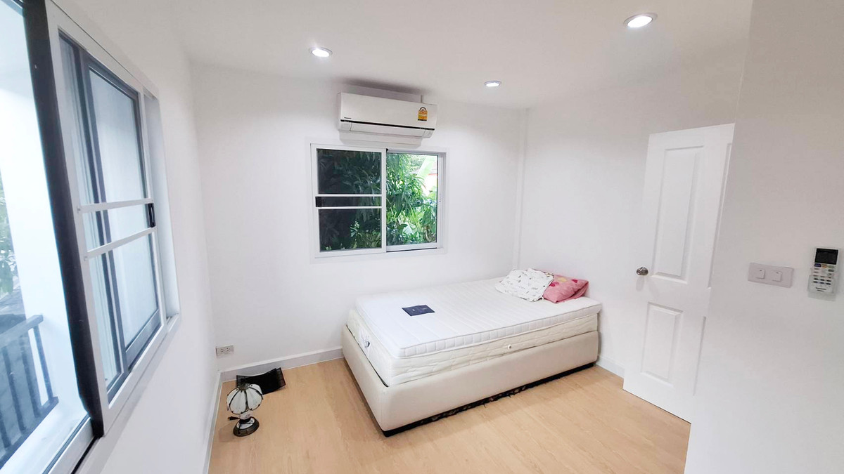 ให้เช่าบ้านบางนา แบริ่ง ลาซาล : ให้เช่า บ้านเดี่ยว 2 ชั้น ม.กฤตยา ใกล้สนามกอล์ฟซัมมิท วินด์มิลล์บ้านสวย พร้อมอยู่ ราคา 20,000 บาท