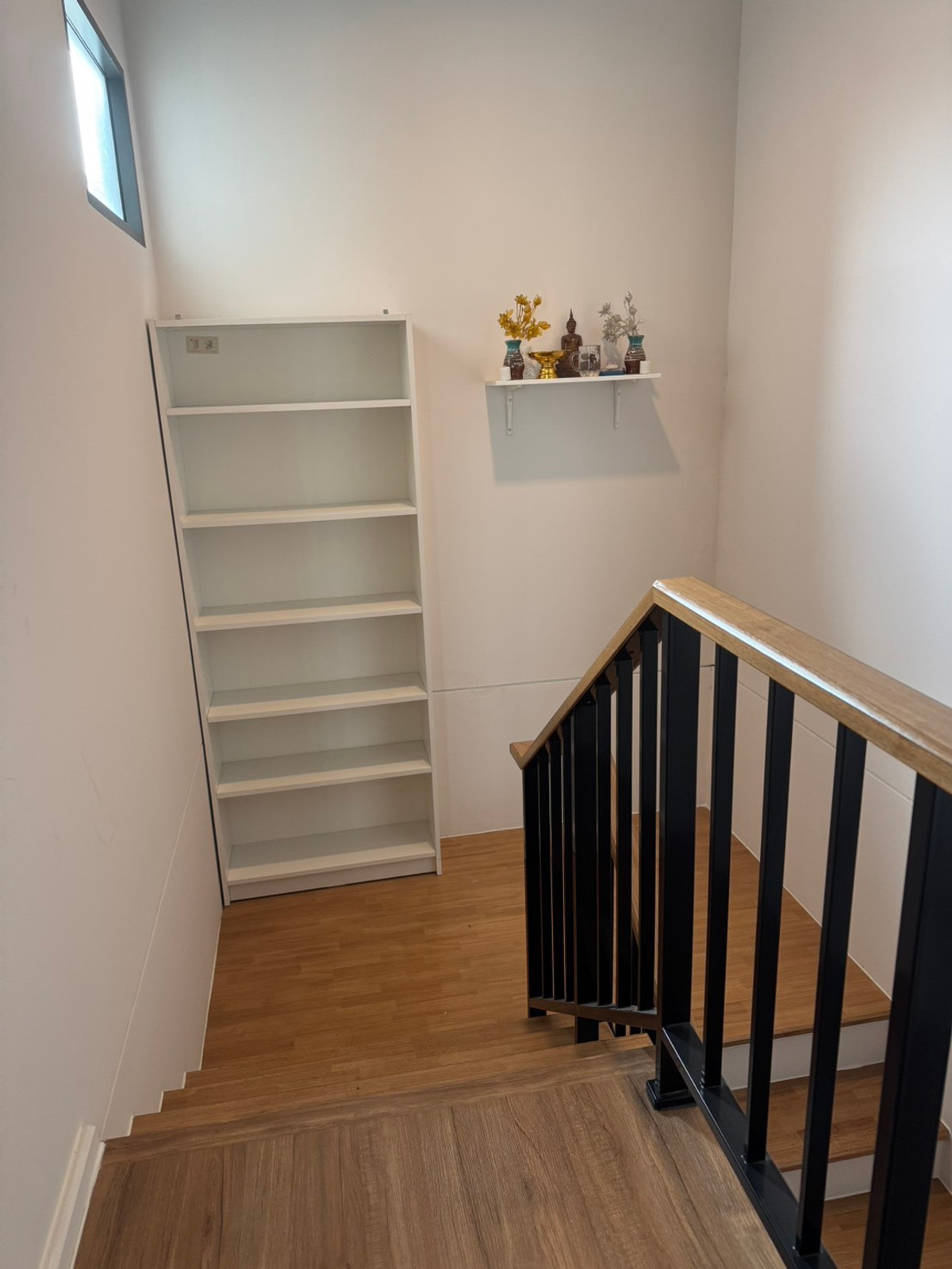 ให้เช่าทาวน์โฮมบางนา แบริ่ง ลาซาล : 🏠 ให้เช่าทาวน์โฮม 3 ชั้น โครงการบ้านกลางเมือง (บางนา-วงแหวน) เดือนละ 23000 บาท 🎉 ใกล้เมกา บางนา กิ่งแก้ว นิคมเจโม บ้านสวย เฟอร์นิเจอร์และเครื่องใช้ไฟฟ้าครบ พร้อมเข้าอยู่ ✅✅