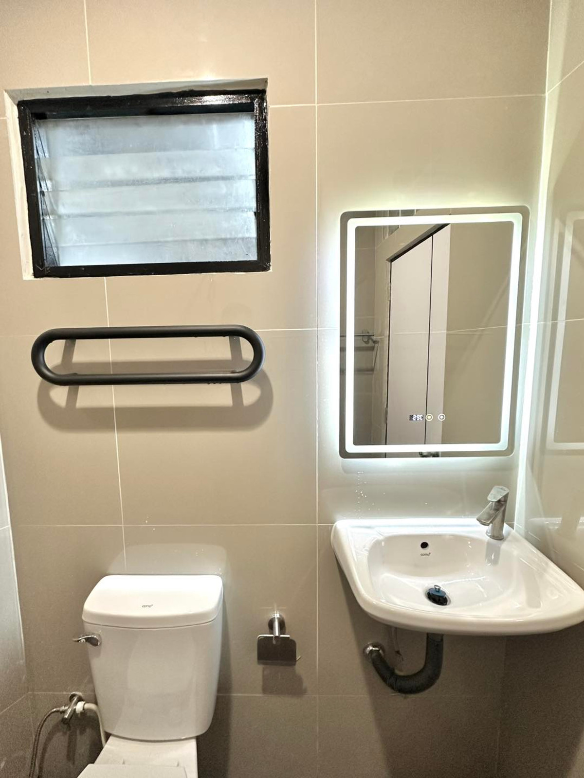 For SaleHousePattaya, Bangsaen, Chonburi : Pattaya Rungrueng / 3 Bedrooms (FOR SALE) BEWN135