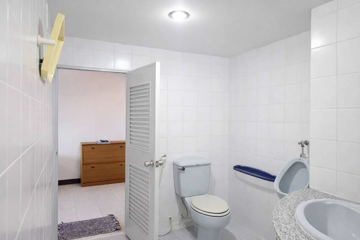 ขายคอนโดเชียงใหม่ : ขายด่วน! คอนโดห้องใหญ่พิเศษ 61 ตร.ม. ใกล้ รพ.ลานนา