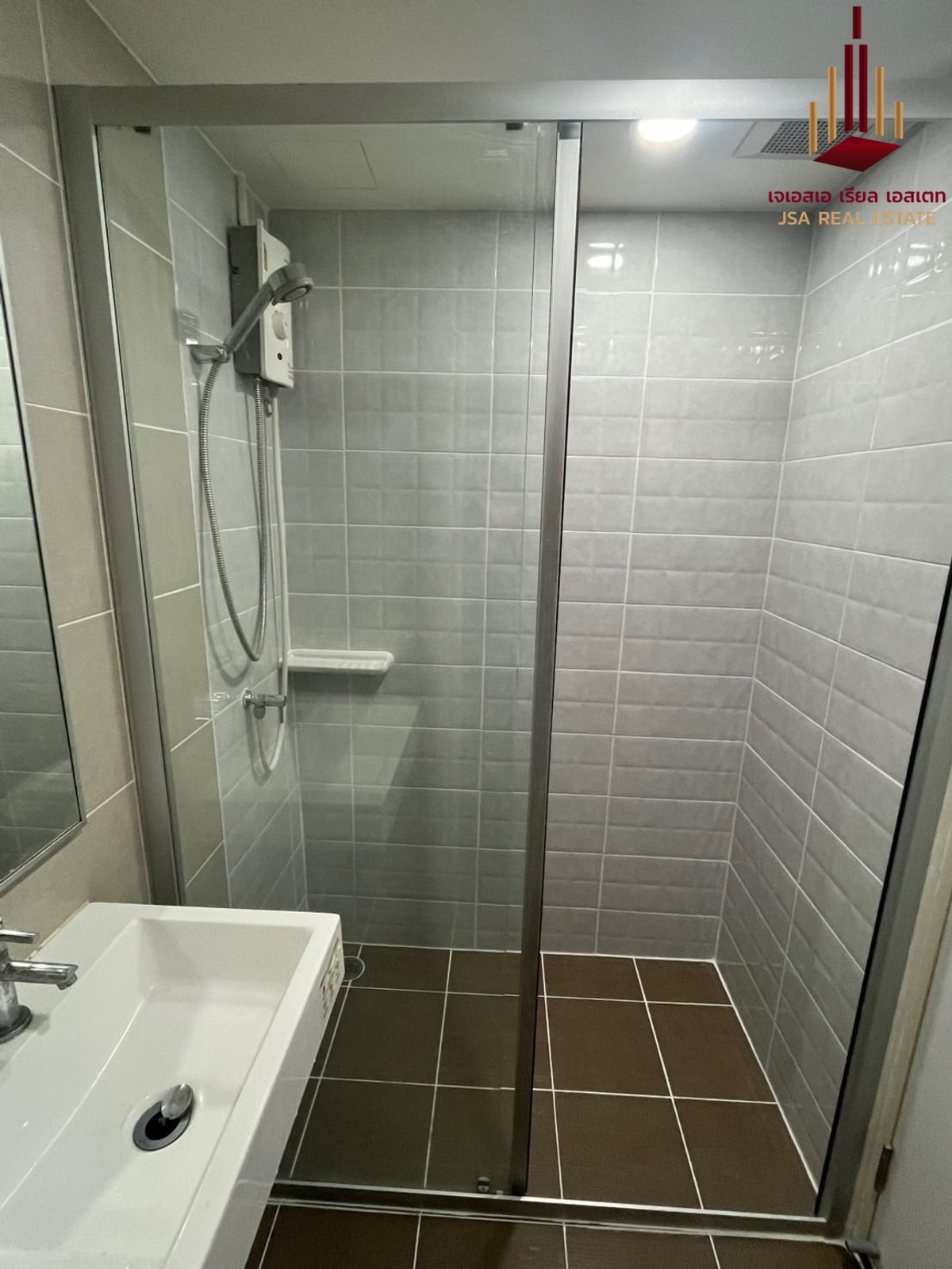 For RentCondoPattanakan, Srinakarin : ✨ For Rent: Lumpini Ville Pattanakarn - Srinakarin Condo ✨ 💰 Only 11,000 THB/month