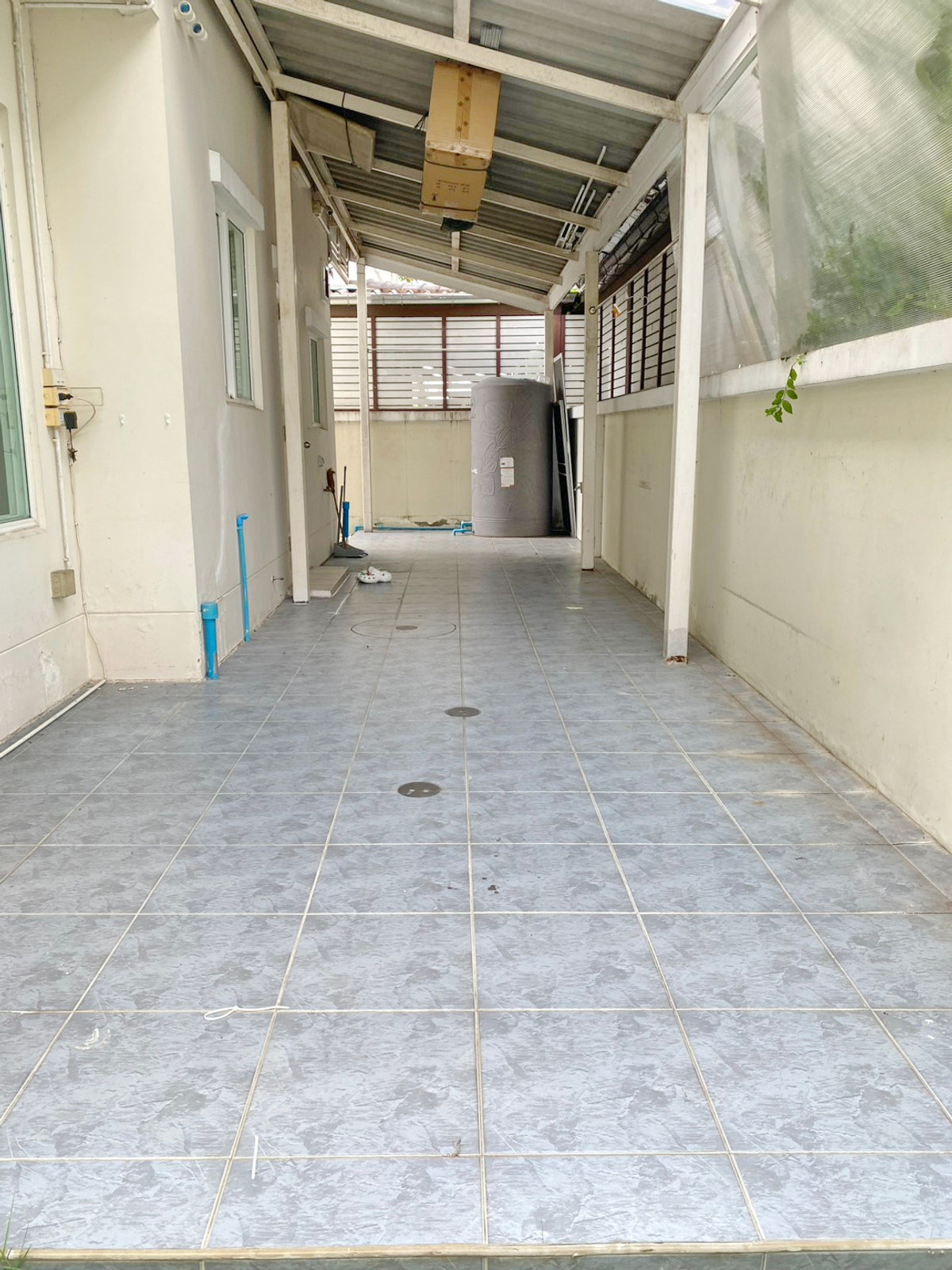 ให้เช่าบ้านนนทบุรี บางใหญ่ บางบัวทอง : ให้เช่า บ้านเดี่ยว เดอะ เซนโทร รัตนาธิเบศร์  ติดถนนบางกรวย-ไทรน้อย บางเลน บางใหญ่ ใกล้ MRT สถานีบางพลู :