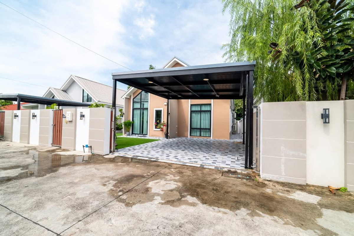 For SaleHousePattaya, Bangsaen, Chonburi : JONA ​​HOUSE NORDIC / 3 Bedrooms (FOR SALE) BEWN120