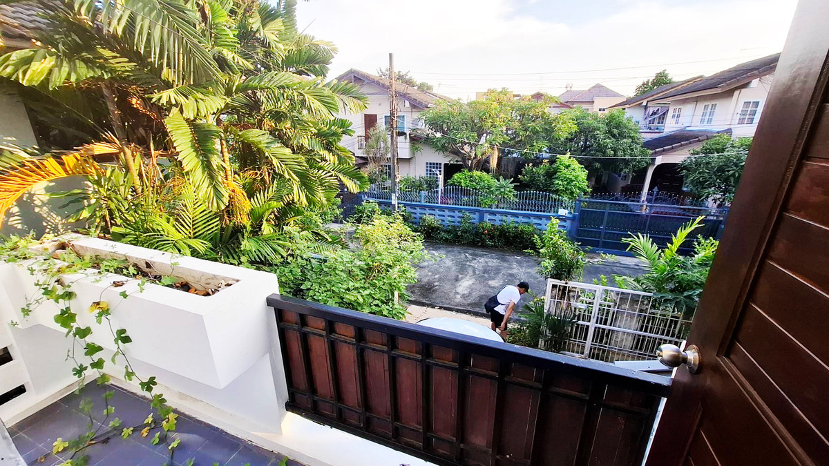 ให้เช่าบ้านบางนา แบริ่ง ลาซาล : ให้เช่า บ้านเดี่ยว 2 ชั้น ม.กฤตยา ใกล้สนามกอล์ฟซัมมิท วินด์มิลล์บ้านสวย พร้อมอยู่ ราคา 20,000 บาท