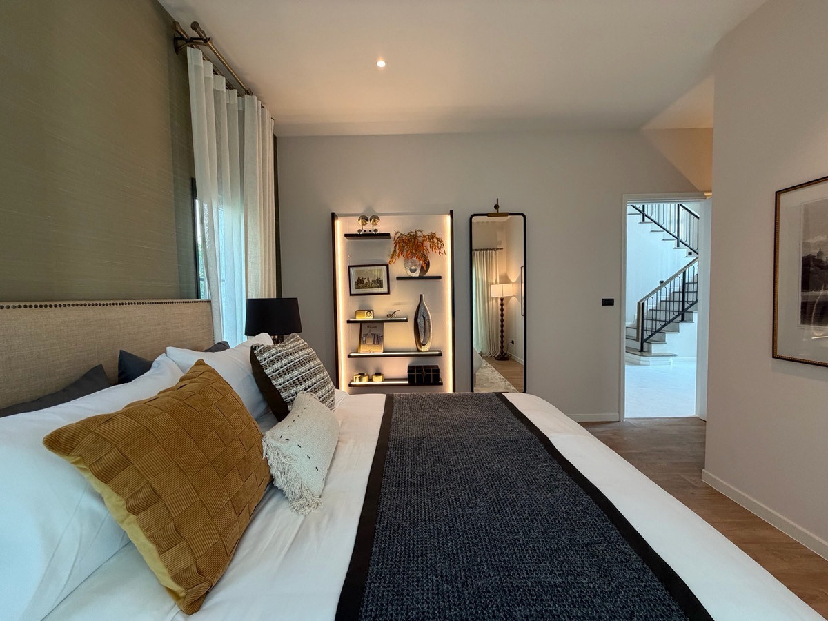 ให้เช่าบ้านบางนา แบริ่ง ลาซาล : ให้เช่าบ้านเดี่ยวหรู เศรษฐสิริ บางนา กม.10 บ้านเดี่ยวดีไซน์โมเดิร์น เรียบหรู ฟังก์ชันลงตัว เหมาะสำหรับครอบครัวที่ต้องการความเป็นส่วนตัวในโครงการระดับพรีเมียม