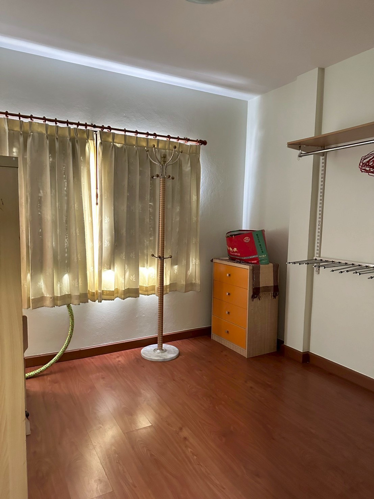 For RentTownhomePattanakan, Srinakarin : For rent, 3-story townhome, Suan Racha Village, Townhome, Krungthep Kreetha Soi 7.
