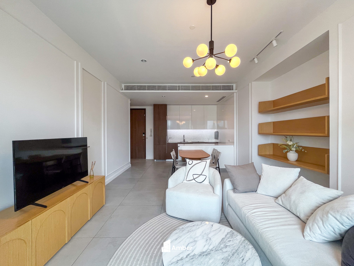 For RentCondoWitthayu, Chidlom, Langsuan, Ploenchit : (Co-Agent Com 80%) Condo for rent 185 Rajadamri Monthly 84,000 thb.