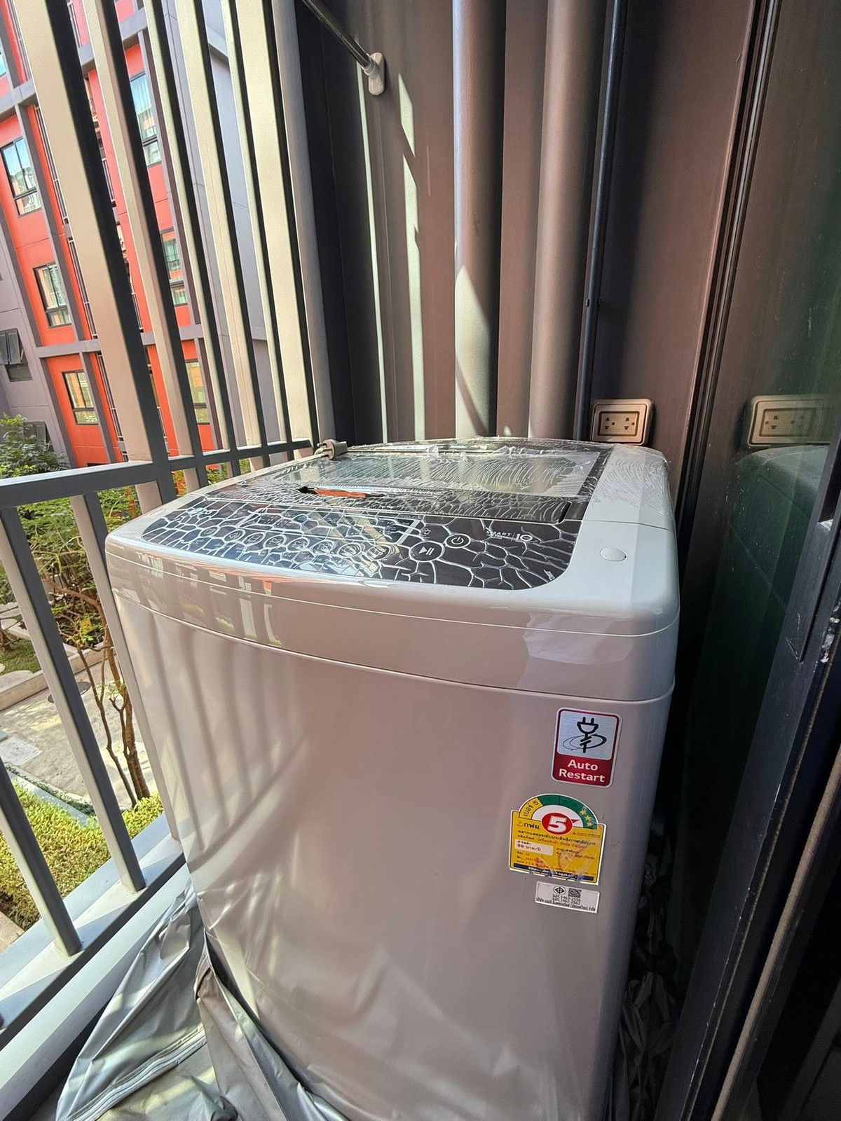 For RentCondoRama9, Petchburi, RCA : Cheapest in the project‼️ For rent 🔥 Monte Rama 9, beautiful room, good location, fully furnished + has washing machine📍 Ready to move in (responds to chats and answers calls very quickly)