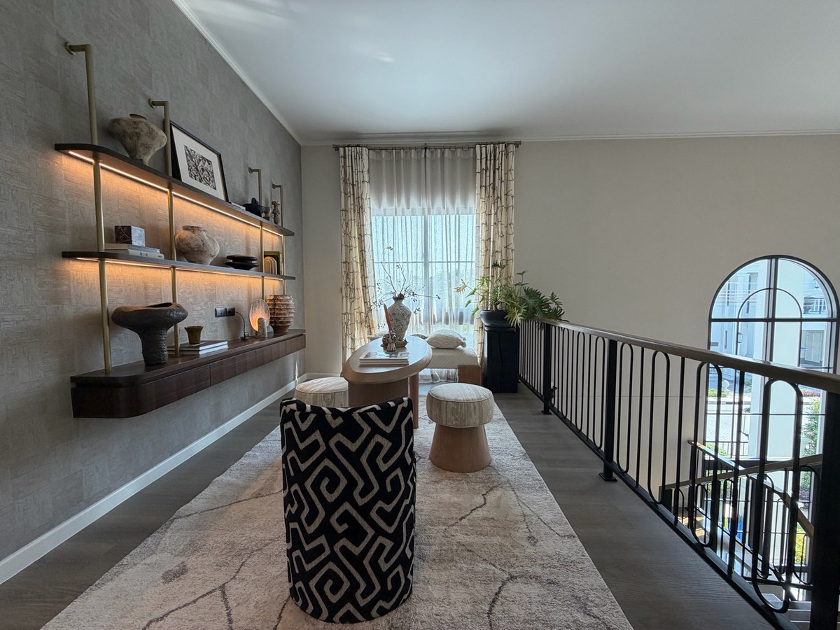 ให้เช่าบ้านบางนา แบริ่ง ลาซาล : ให้เช่าบ้านเดี่ยวหรู เศรษฐสิริ บางนา กม.10 บ้านเดี่ยวดีไซน์โมเดิร์น เรียบหรู ฟังก์ชันลงตัว เหมาะสำหรับครอบครัวที่ต้องการความเป็นส่วนตัวในโครงการระดับพรีเมียม