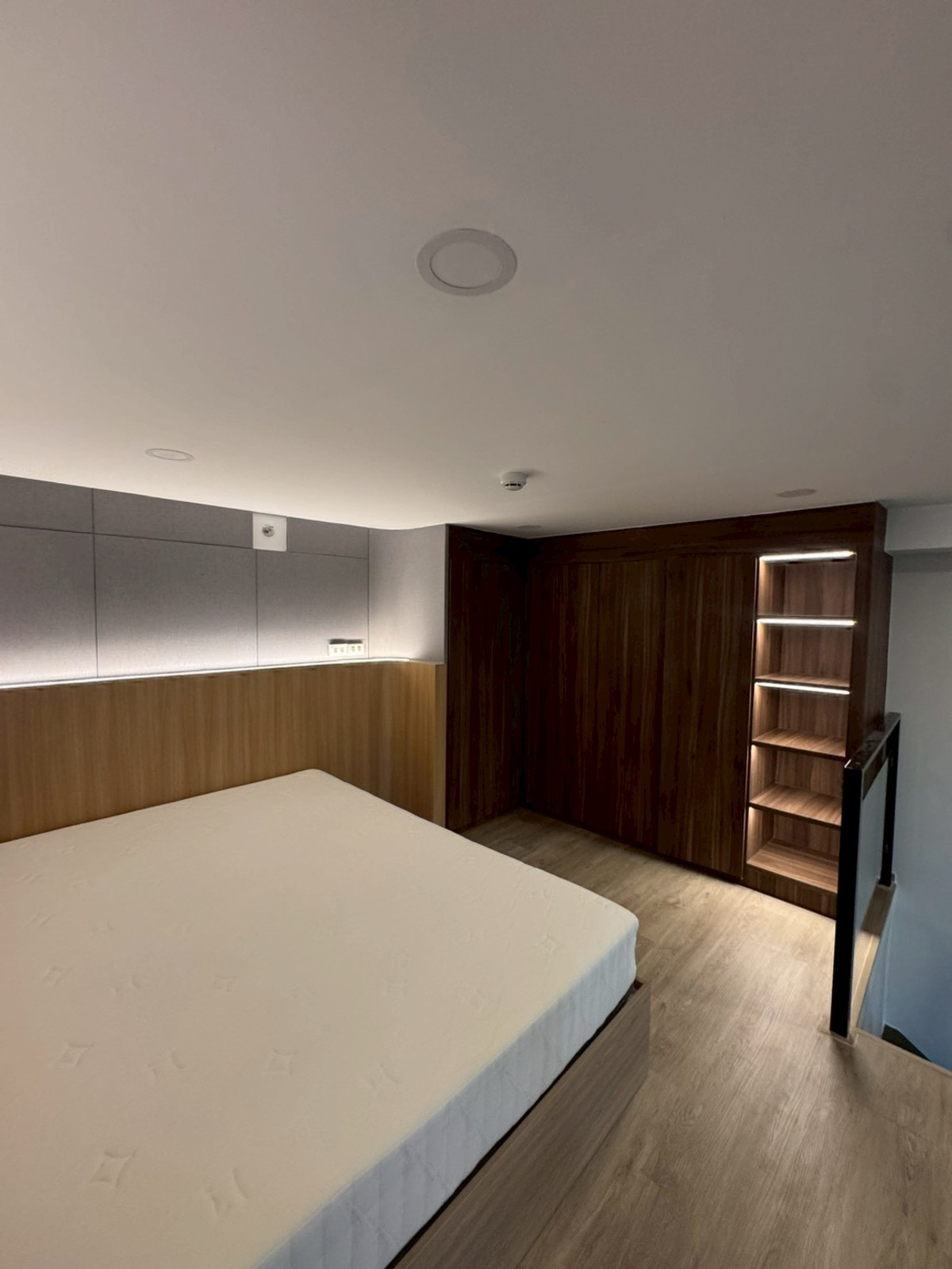 For RentCondoNawamin, Ramindra : 🏡 Condo allows pets! Ready to move in - The Origin Plug & Play Ramintra. Who is looking for a condo in a good location, next to the BTS, and can raise pets? This room meets many needs!