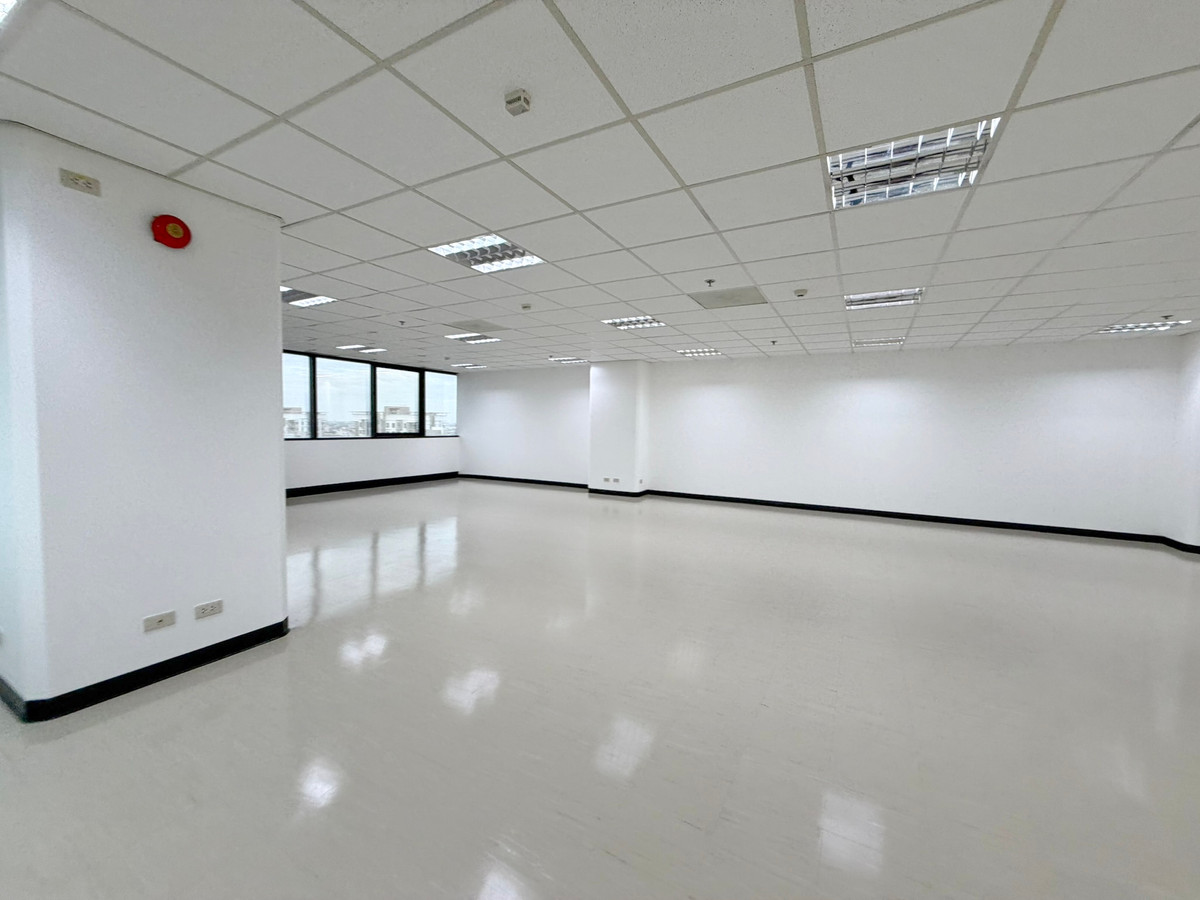 ให้เช่าสำนักงานรัชดา ห้วยขวาง : OF001♛เช่า พื้นที่สำนักงาน♙รัชดา-ห้วยขวาง♜MRT รัชดาภิเษก∞099-5919653,065-9423251🜲Line@sureresidence