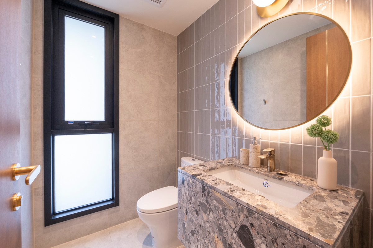 For RentCondoSukhumvit, Asoke, Thonglor : 🔥𝘽𝙚 𝙩𝙝𝙚 𝙛𝙞𝙧𝙨𝙩 𝙩𝙤 𝙧𝙚𝙣𝙩🔥 𝗩𝗜𝗔 𝟯𝟰 Condo, large room Pets allowed🐾 Newest, near BTS Thonglor.