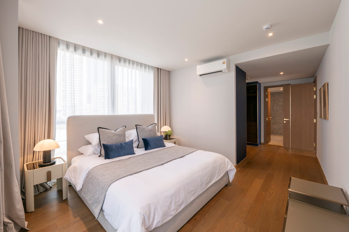 For RentCondoSukhumvit, Asoke, Thonglor : 🔥𝘽𝙚 𝙩𝙝𝙚 𝙛𝙞𝙧𝙨𝙩 𝙩𝙤 𝙧𝙚𝙣𝙩🔥 𝗩𝗜𝗔 𝟯𝟰Condo, large room Pets allowed🐾 Newest, near BTS Thonglor.