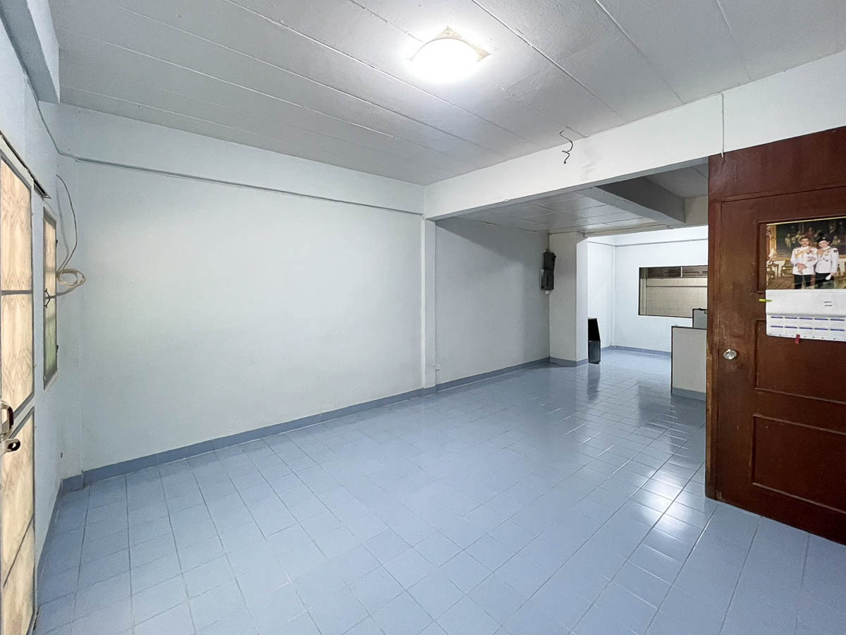 ขายทาวน์โฮมแจ้งวัฒนะ เมืองทอง : ขาย บ้าน Flowery Home ปากเกร็ด บ้านทาวน์เฮาส์ 2 ชั้น แบบ 2 ห้องนอน 17 ตรว 110 ตรม สภาพดี ใกล้ ติวานนท์ ศรีสมาน ดอนเมือง อิมแพ็ค เมืองทองธานี แจ้งวัฒนะ : EL26S-002