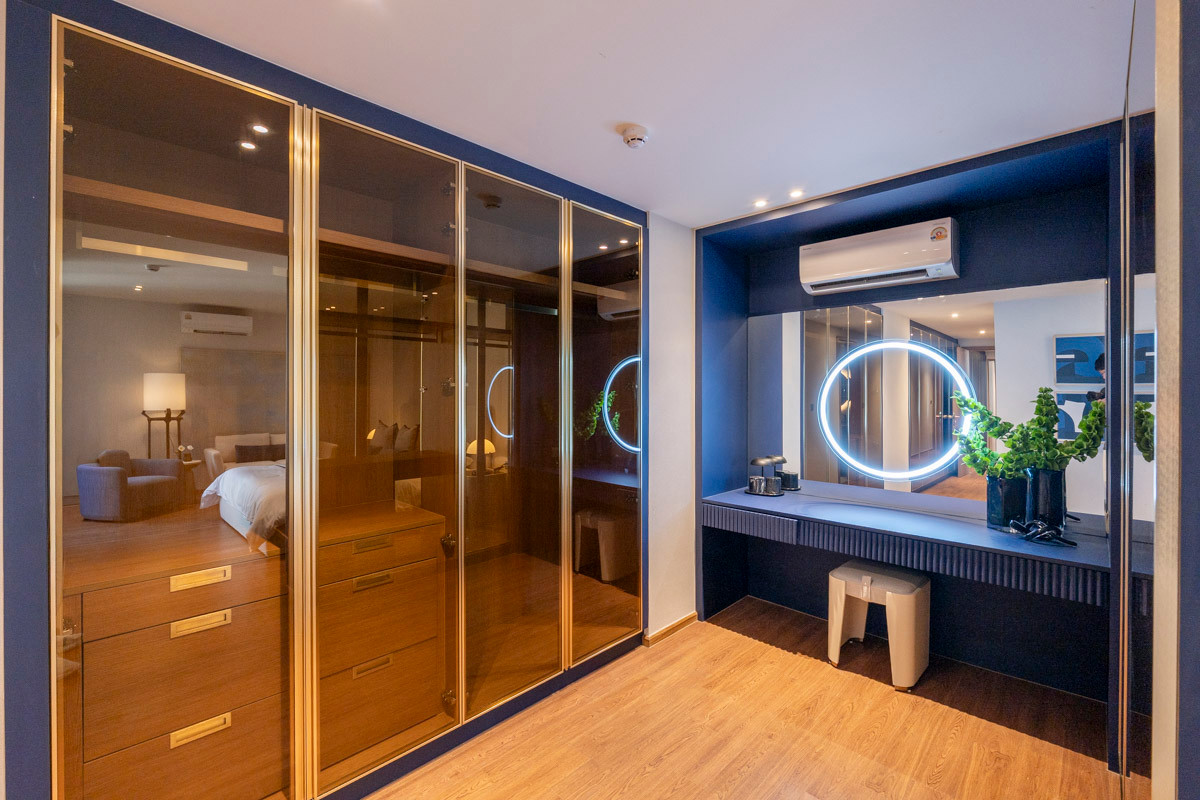 For RentCondoSukhumvit, Asoke, Thonglor : 🔥𝘽𝙚 𝙩𝙝𝙚 𝙛𝙞𝙧𝙨𝙩 𝙩𝙤 𝙧𝙚𝙣𝙩🔥 𝗩𝗜𝗔 𝟯𝟰 Condo, large room Pets allowed🐾 Newest, near BTS Thonglor.