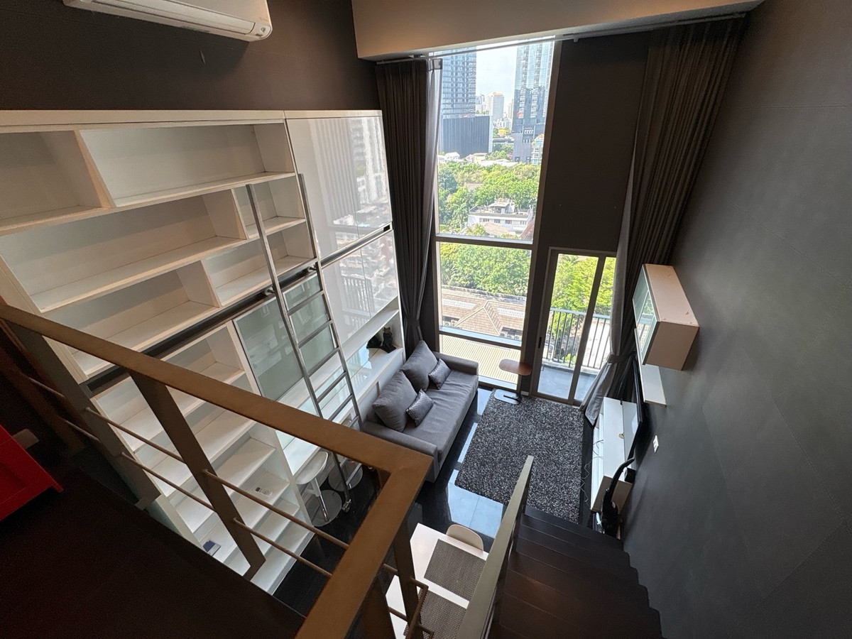 For RentCondoSukhumvit, Asoke, Thonglor : 🐶Dog Friendly🐶Duplex 1BR🔥40sqm🔥Nice View🔥37,000/month🔥