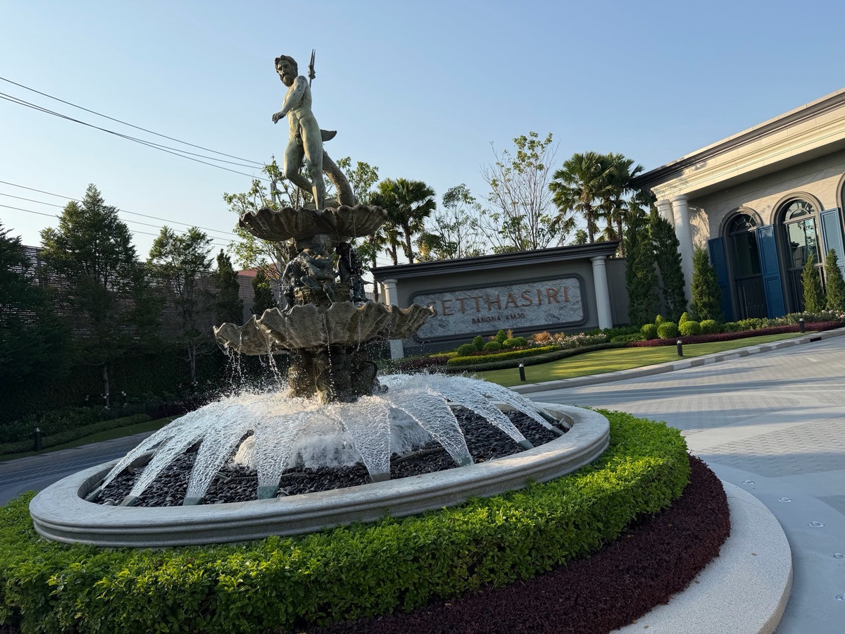 ให้เช่าบ้านบางนา แบริ่ง ลาซาล : ให้เช่าบ้านเดี่ยวหรู เศรษฐสิริ บางนา กม.10 บ้านเดี่ยวดีไซน์โมเดิร์น เรียบหรู ฟังก์ชันลงตัว เหมาะสำหรับครอบครัวที่ต้องการความเป็นส่วนตัวในโครงการระดับพรีเมียม