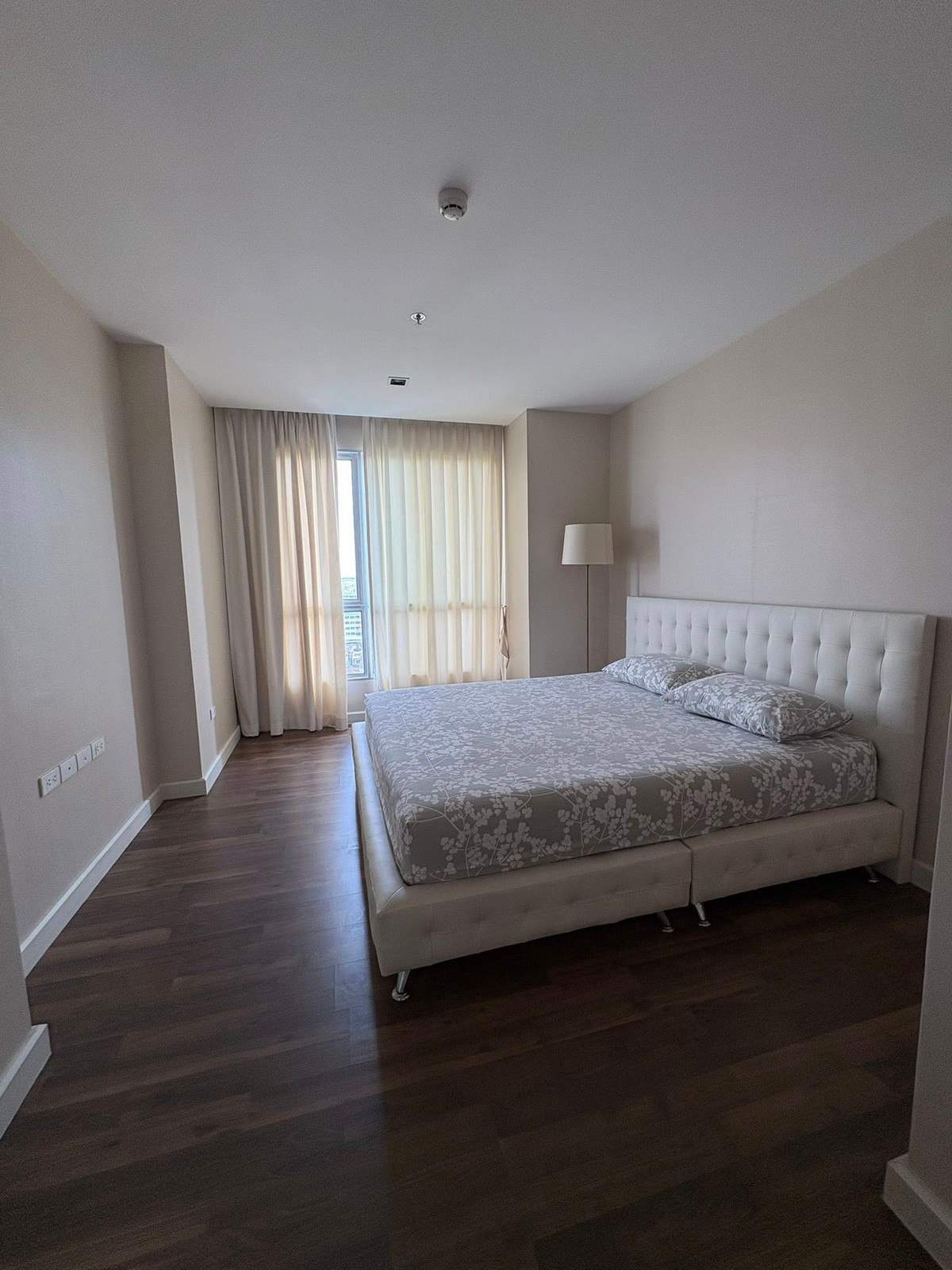 ขายคอนโดท่าพระ ตลาดพลู วุฒากาศ : The Room Sathorn - Taksin / 1 Bedroom (FOR SALE), เดอะ รูม สาทร - ตากสิน / 1 ห้องนอน (ขาย) PT149