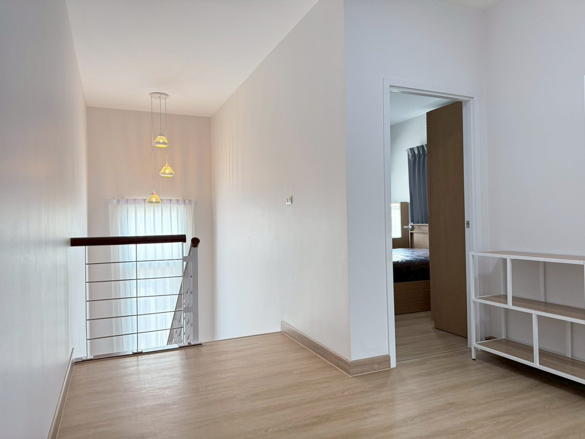 For RentHouseOnnut, Udomsuk : 🐈🎊 Urgent House On Nut 40 for rent, with a small garden inside the house. Can turn animals 