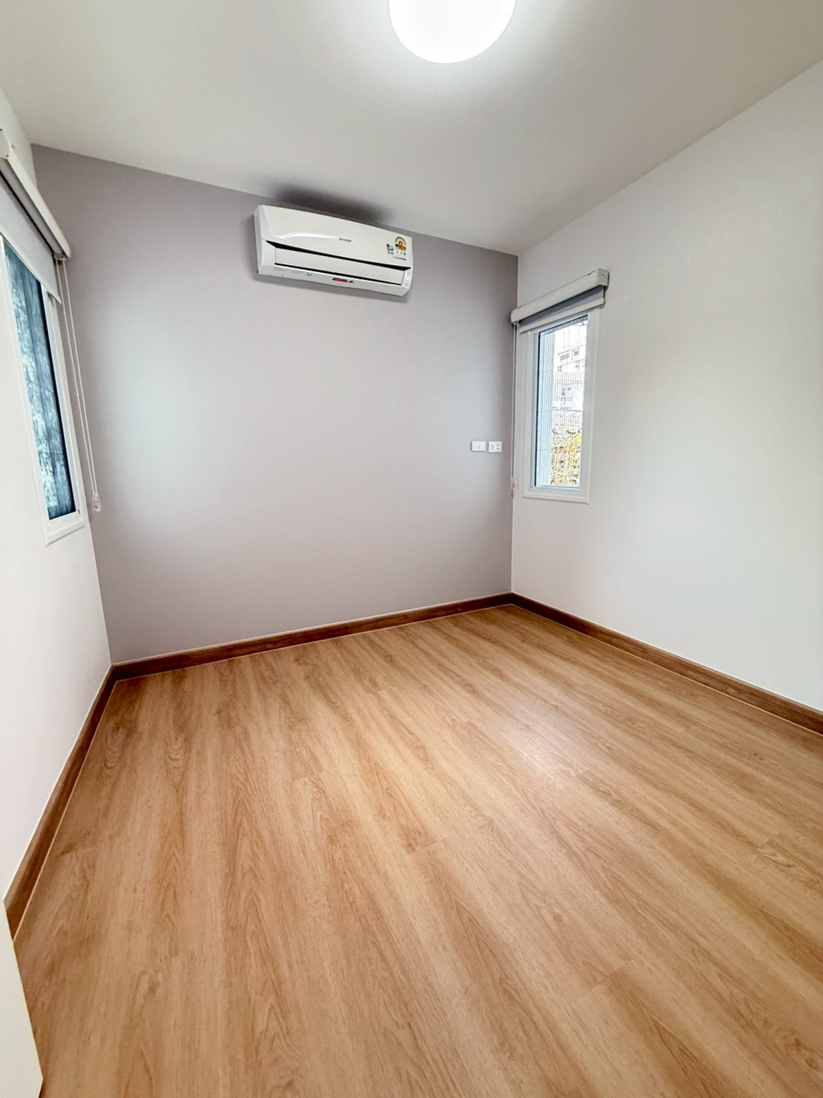 For RentHouseOnnut, Udomsuk : 🐈🎊 Urgent House On Nut 40 for rent with a small garden inside the house. Can turn animals