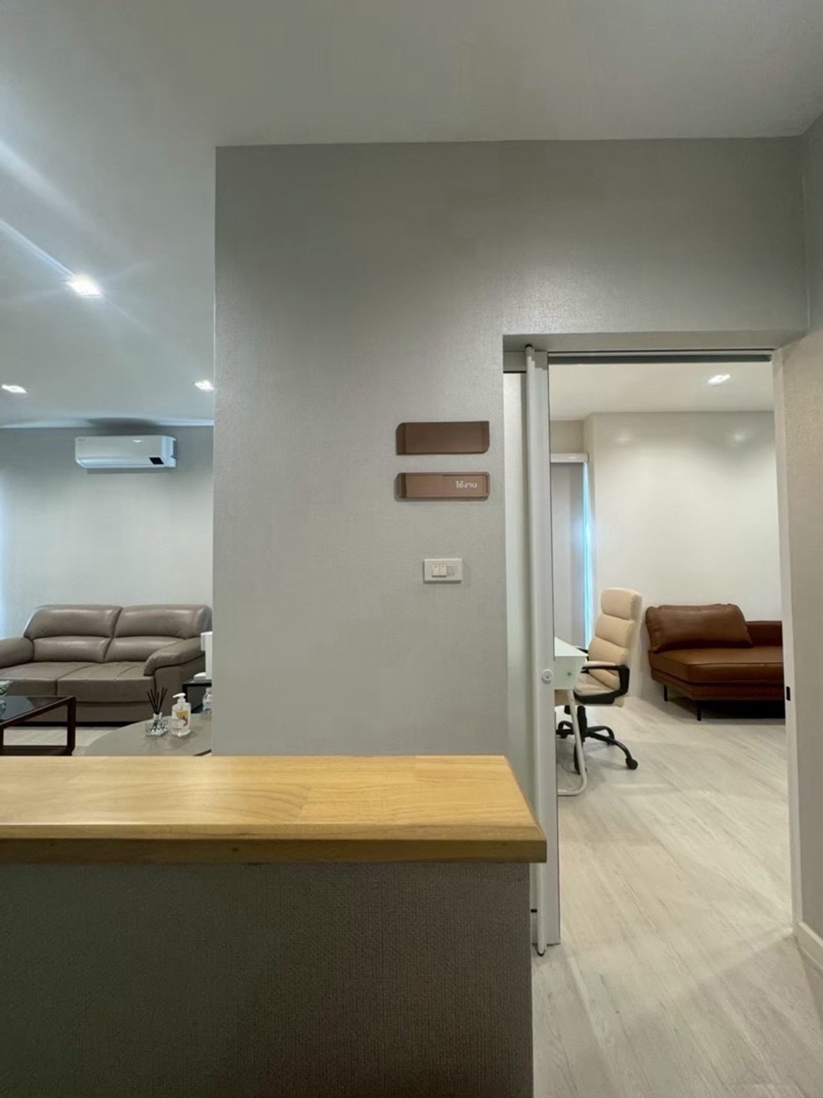 For RentOfficeChokchai 4, Ladprao 71, Ladprao 48, : Commercial Townhome for Rent Ladprao 71 near MRT Lat Phrao 71 clinic space wellness space ready to operate