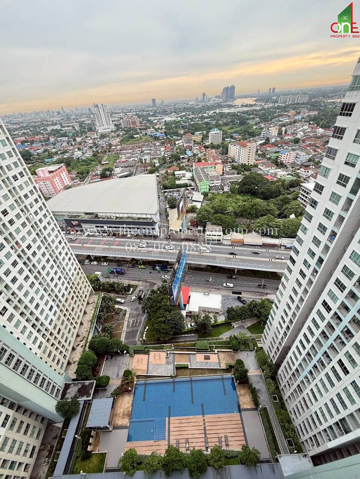 ขายคอนโดแจ้งวัฒนะ เมืองทอง : คอนโด ลุมพินี วิลล์แจ้งวัฒนะ-ปากเกร็ด 28.15 ตรม. ถนนแจ้งวัฒนะ-ปากเกร็ด ต.ปากเกร็ด อ.ปากเกร็ด จ.นนทบุรี