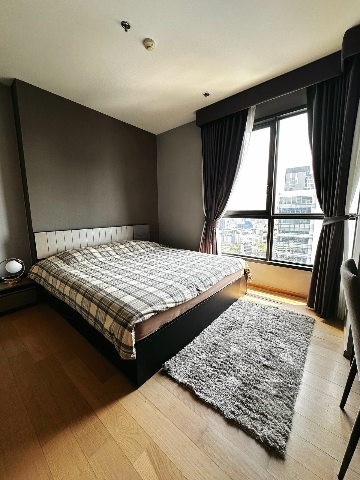 For RentCondoSukhumvit, Asoke, Thonglor : !! Beautiful room for rent, Condo HQ Thonglor, near BTS Thonglor.