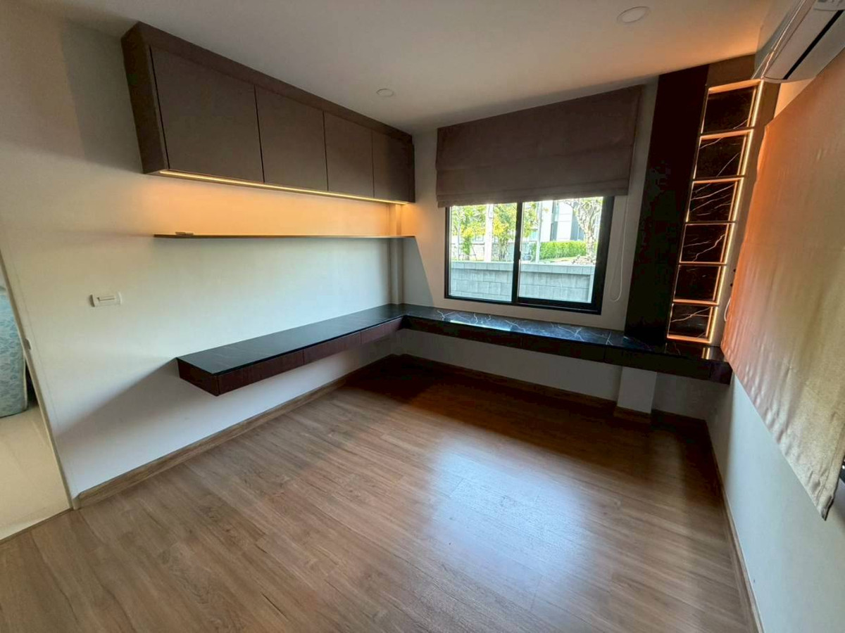 For SaleHouseNonthaburi, Bang Yai, Bangbuathong : Urgent, installments cheaper than renting, for sale The City Pinklao-Ratchaphruek, ready to move in.