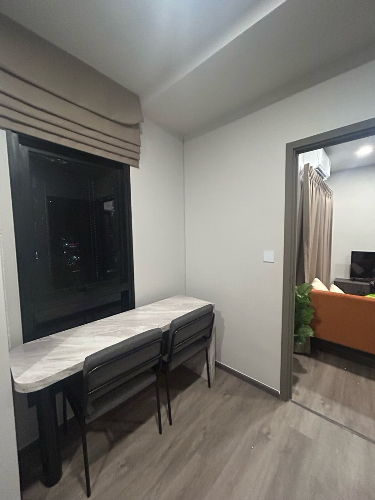 CondoLadprao, Central Ladprao : For sale/rent Metris District Lat Phrao, corner room 35 sq m.