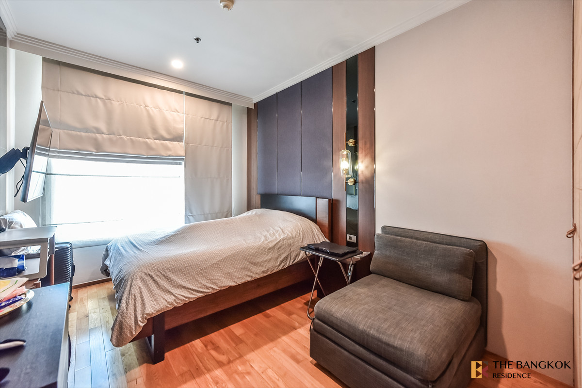 For SaleCondoSathorn, Narathiwat : 🛋️Condo for Sale in Bangkok, Thailand – The Empire Place near BTS Chong Nonsi 20.45M , 3 Bedroom Rare Unit at a Great Price