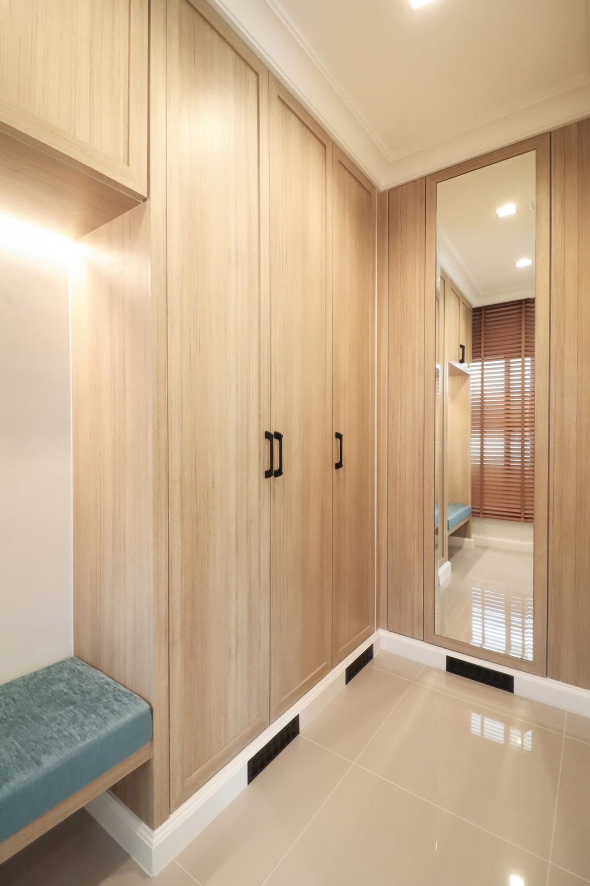 ให้เช่าบ้านพระราม 5 ราชพฤกษ์ บางกรวย : ✨🏡 [ 𝐅𝐎𝐑 𝐑𝐄𝐍𝐓] คาซ่า เลเจ้นท์ พระราม 𝟓-ราชพฤกษ์ บ้านเดี่ยวหรูตกแต่งบิวท์อินจัดเต็มทั้งหลัง พร้อมเฟอร์นิเจอร์ ติดถนนใหญ่ ใกล้ 𝐂𝐞𝐧𝐭𝐫𝐚𝐥 𝐖𝐞𝐬𝐭𝐯𝐢𝐥𝐥𝐞 ให้คุณหิ้วกระเป๋าเข้าอยู่ได้ทันที