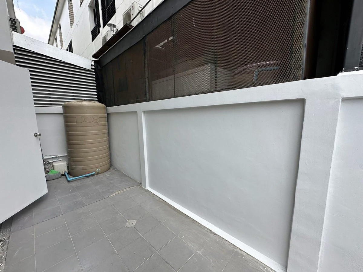 ให้เช่าทาวน์โฮมอ่อนนุช อุดมสุข : ให้เช่า ทาวเฮ้าส์ Bless town sukhumvit 50  ขนาด 3 ห้องนอน 4 ห้องน้ำ 2 ห้องนั้งเล่น ตกแต่งใหม่ ใจกลางเมือง ซอยสุขุมวิท 50  ราคา 75,000 บาท 