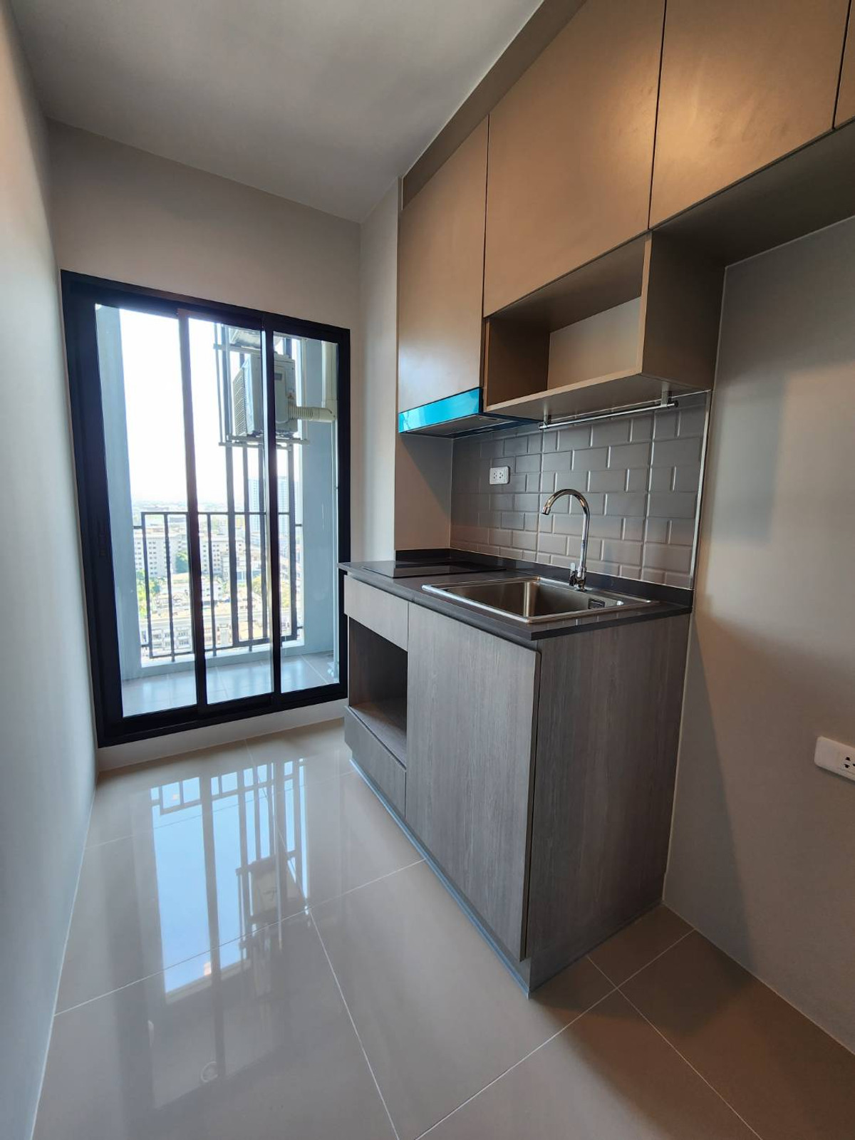 ขายคอนโดเสรีไทย-นิด้า : 💥SL-10394💥ขายคอนโด ห้องสวย ราคาดี ไอดีโอ รามคำแหง - ลำสาลี สเตชั่น👉แอดไลน์ @rangrak 