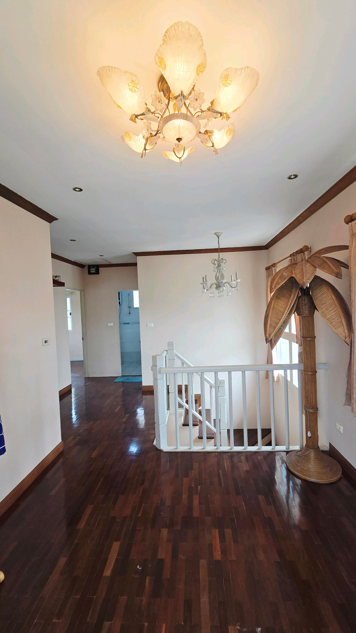 For SaleHousePathum Thani,Rangsit, Thammasat : 🏡 2-story detached house for sale, Prueklada Rangsit Project, Khlong 4 | Corner house, ready to move in.
Good location, roadside project, near BTS Khu Khot and Future Park Rangsit.