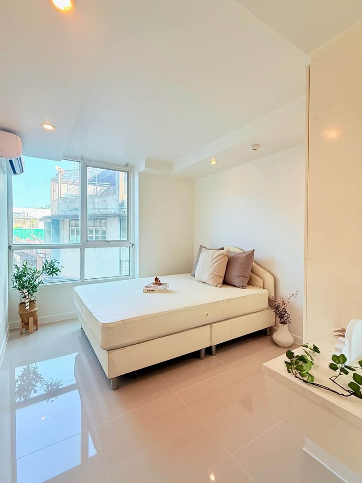 For SaleCondoOnnut, Udomsuk : Zenith Place @ Sukhumvit 71/1 / 1 Bedroom (FOR SALE), Zenith Place @ Sukhumvit 71/1 / 1 Bedroom (For Sale) MMK020