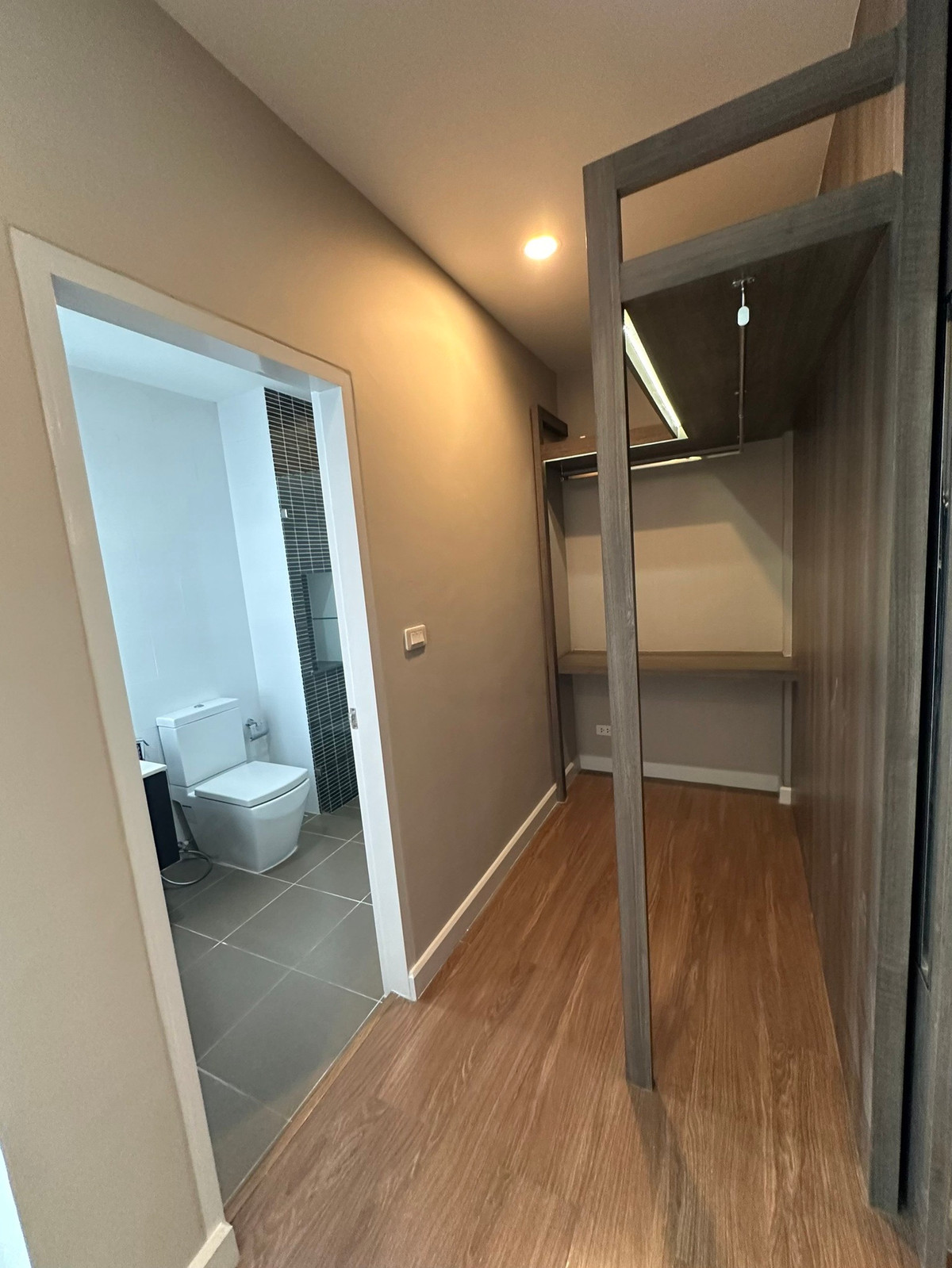 ให้เช่าทาวน์โฮมอ่อนนุช อุดมสุข : ให้เช่า ทาวน์โฮม 3.5 ชั้น โครงการ เบล็ส ทาวน์ สุขุมวิท 50