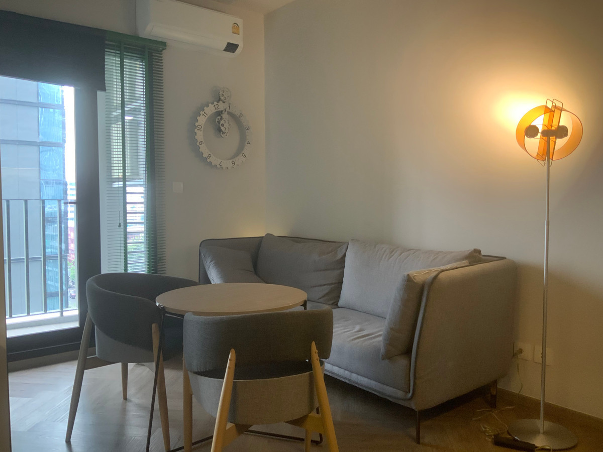 ขายคอนโดสยาม จุฬา สามย่าน : Chapter Chula - Samyan / 1 Bedroom (SALE WITH TENANT), แชปเตอร์ จุฬา - สามย่าน / 1 ห้องนอน (ขายพร้อมผู้เช่า) BL060