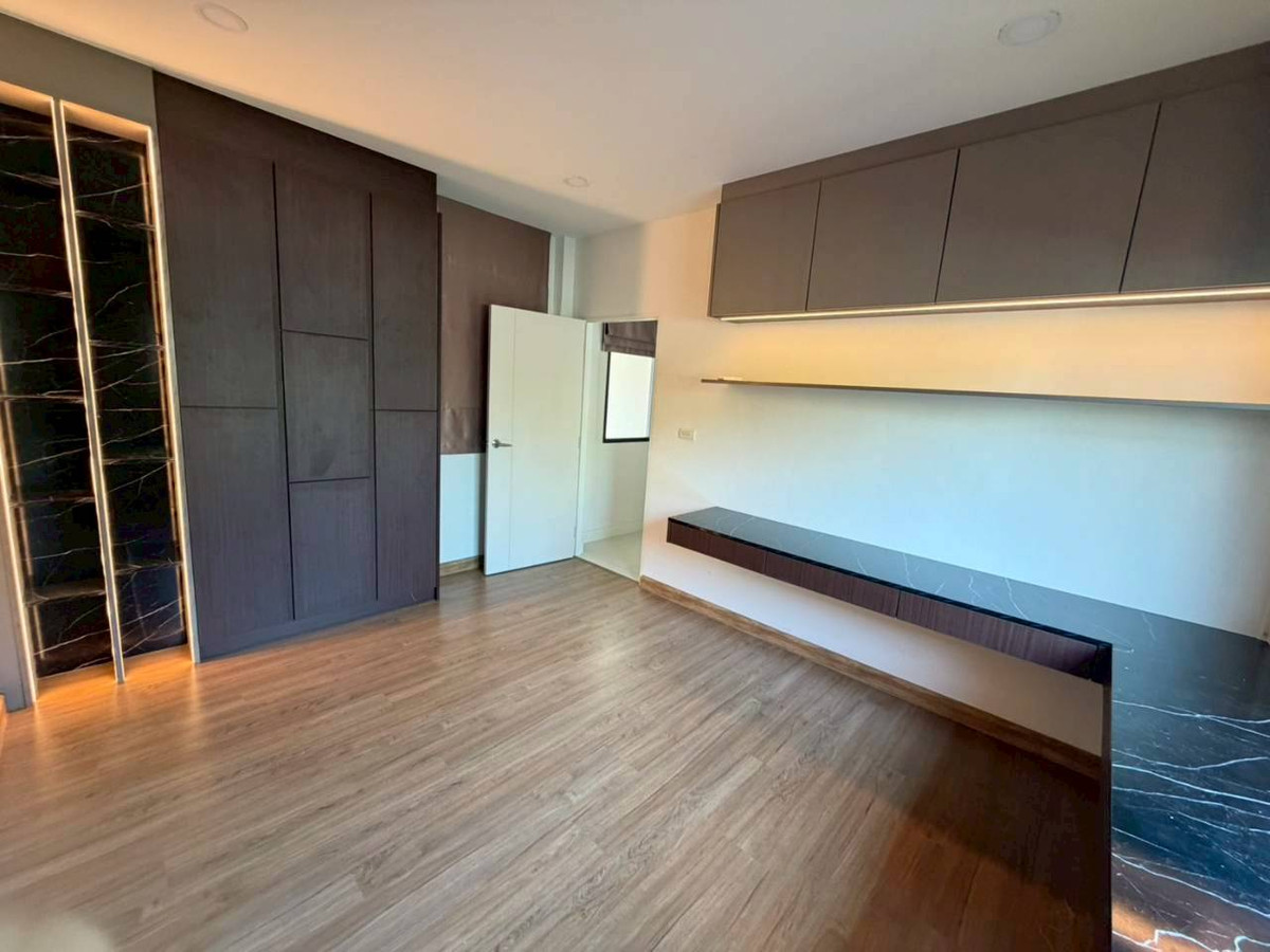 For SaleHouseNonthaburi, Bang Yai, Bangbuathong : Urgent, installments cheaper than renting, for sale The City Pinklao-Ratchaphruek, ready to move in.