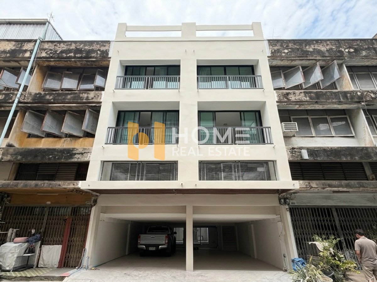 For SaleTownhomeOnnut, Udomsuk : Townhome 5 floors 64 square wa Soi Wachiratham 2 / 3 bedrooms (FOR SALE) GNG013