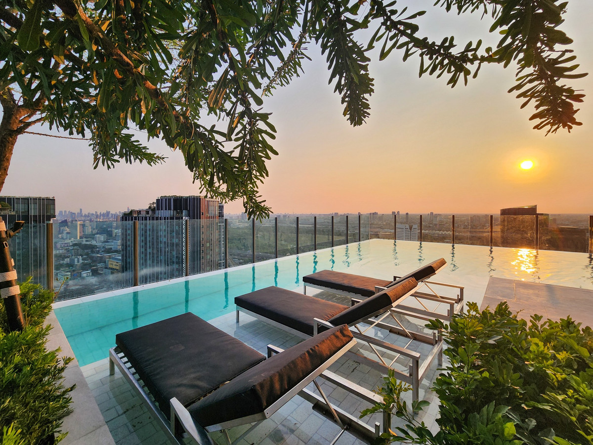 For SaleCondoLadprao, Central Ladprao : 🔥𝐇𝐎𝐓 𝐃𝐄𝐀𝐋🔥𝐋𝐢𝐟𝐞 Phahon - Lat Phrao, select beautiful rooms, full discounts. Guaranteed best price guarantee 💯 Call 𝟬𝟵𝟮-𝟴𝟬𝟴-𝟴𝟴𝟵𝟵