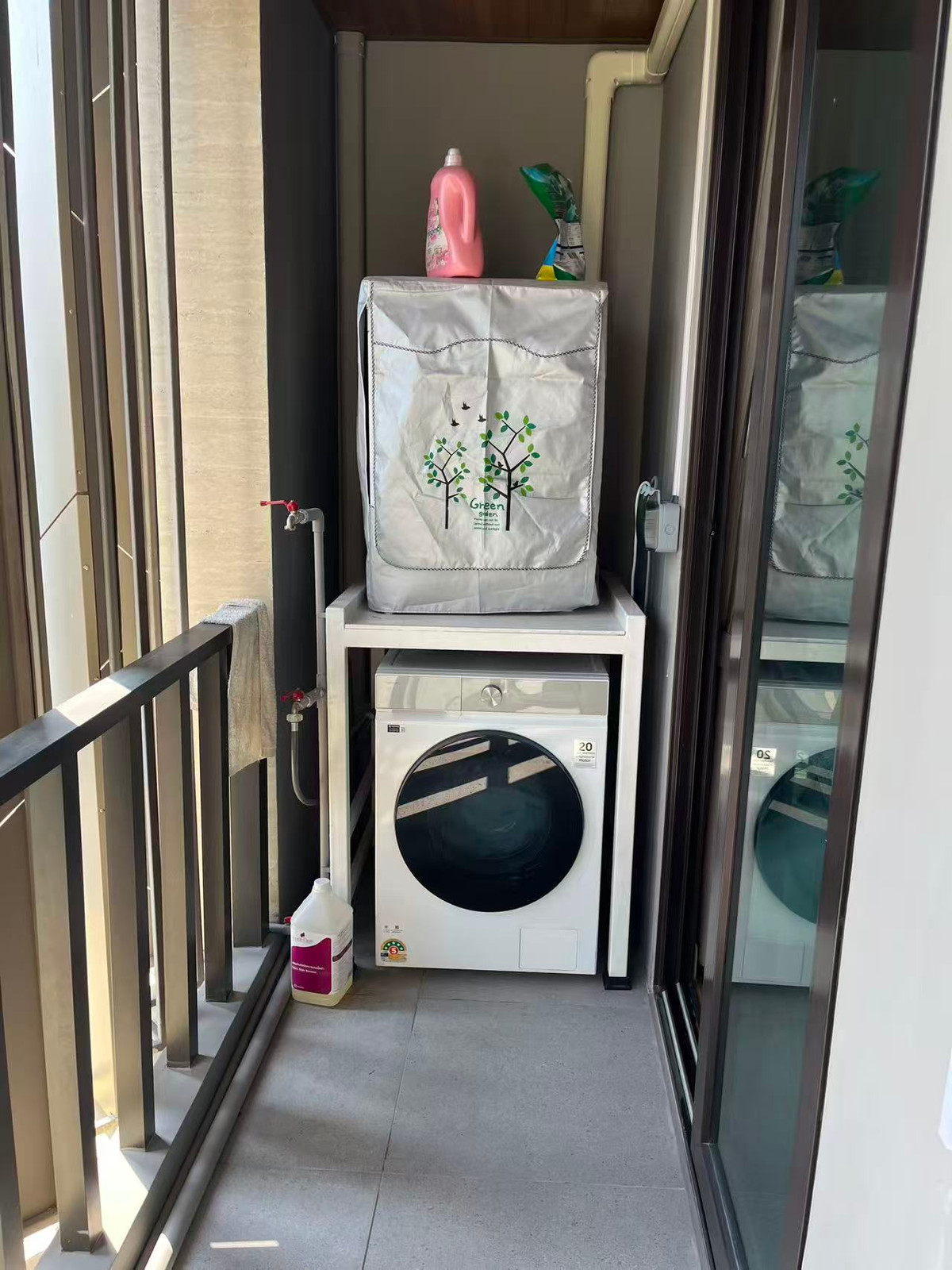 ให้เช่าบ้านบางนา แบริ่ง ลาซาล : บ้านเดี่ยวหรู 4 ห้องนอน - ตกแต่งสวย (สไตล์บ้านโชว์) เช่า 130000 บาท/เดือน