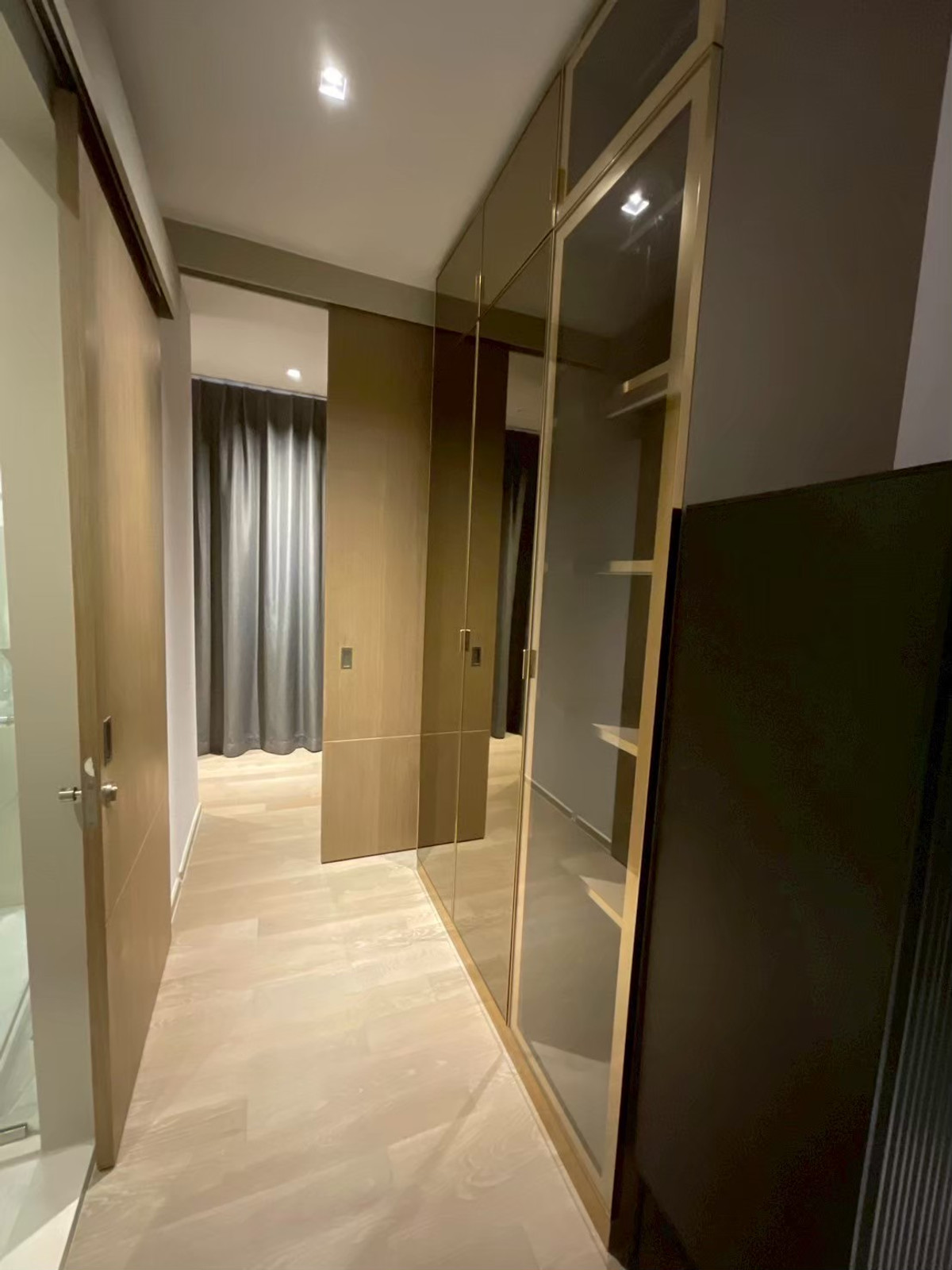 ให้เช่าคอนโดสีลม ศาลาแดง บางรัก : ✨50 SQ.M High-Floor | Fully Furnished | Ready to Move In